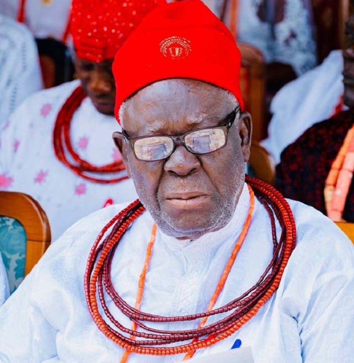 Okowa to bury father privately