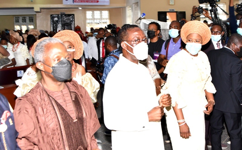 Pa Okowa burial