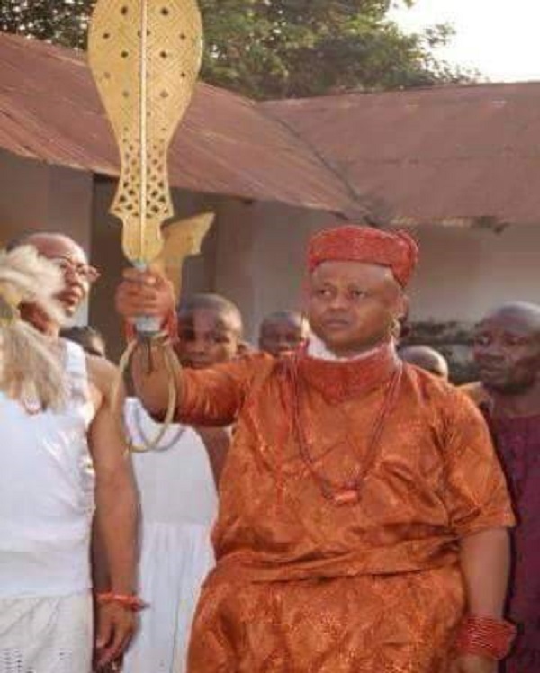 Obi Akaeze Edward Ofulue III,